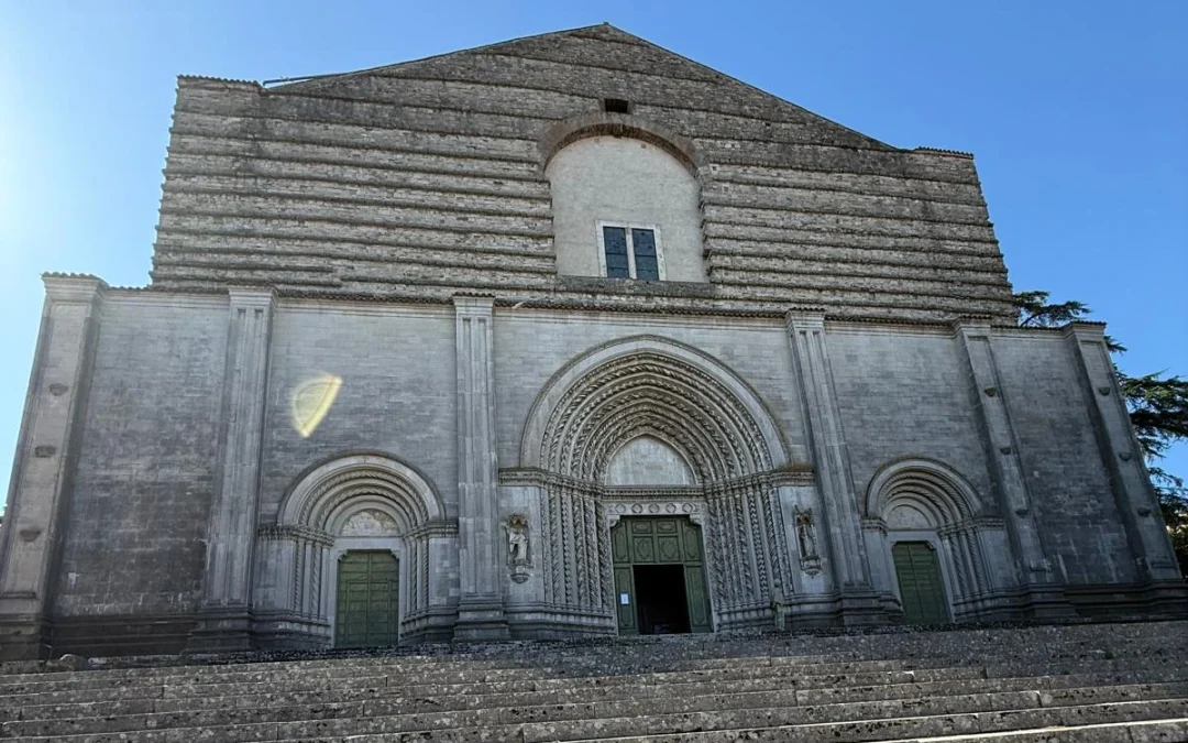 Todi, Maria e il Popolo