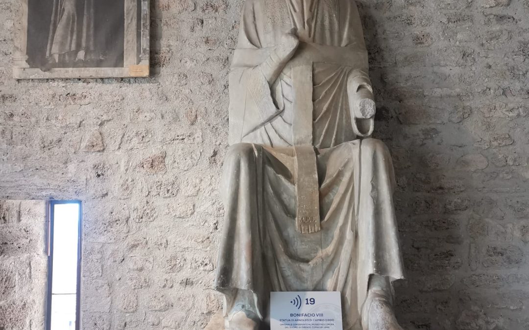 Anagni, San Tommaso Becket e Bonifacio