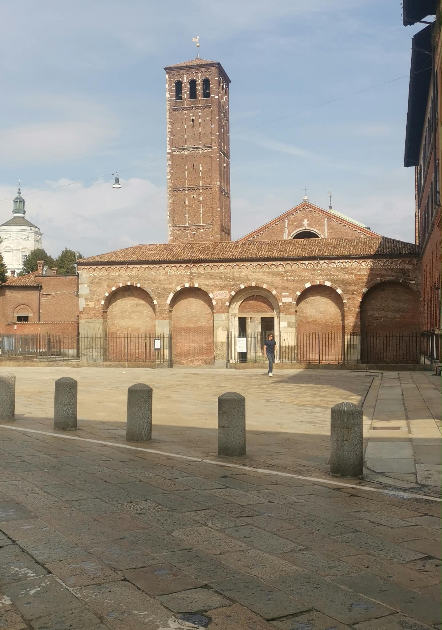 Milano, Ambrogio e il culto dei martiri