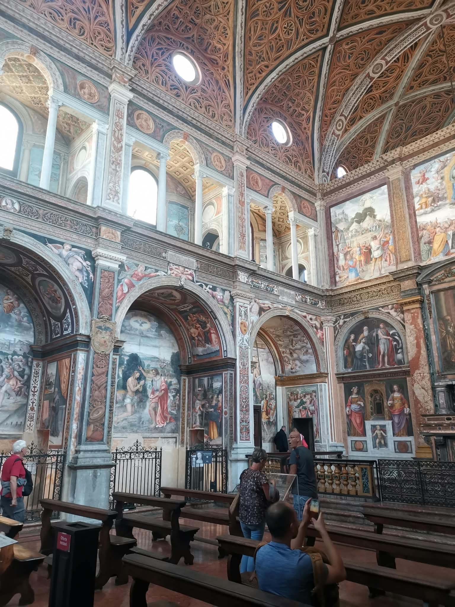 Ancora Milano, San Maurizio e i Luini